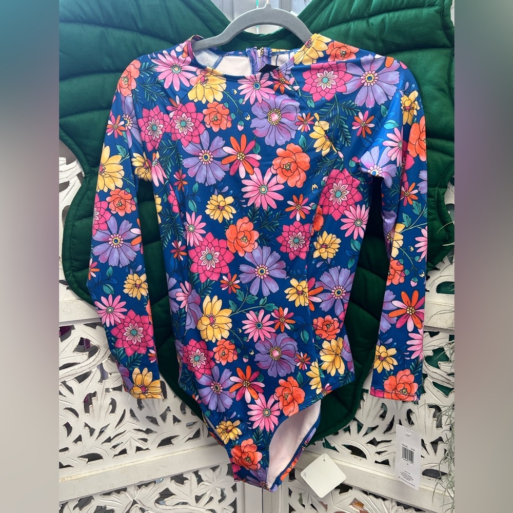 NWT Hurley long sleeve one piece surf suit swimsuit. Pink and blue floral print